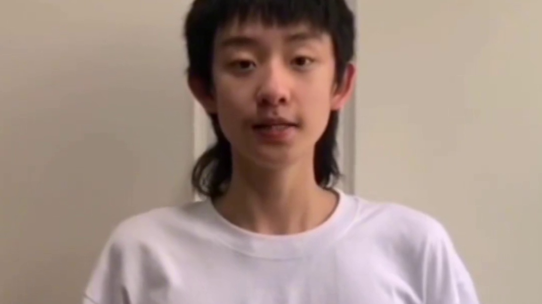 吴宜泽赛后采访：“父母才是真正的冠军”，父母的爱能带着孩子走很远很远的路