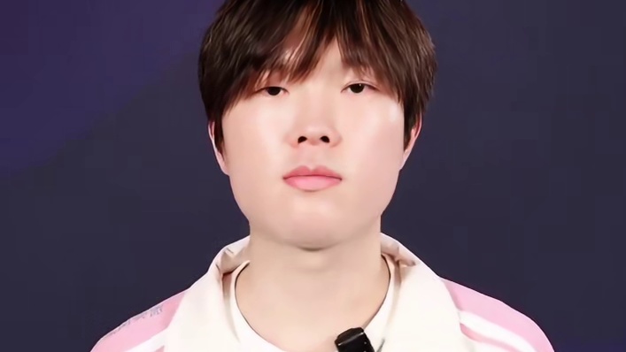 太搞了，同款AI连续单杀BLG两大C位哈哈哈哈( ͡ ͜ʖ ͡) ​​​