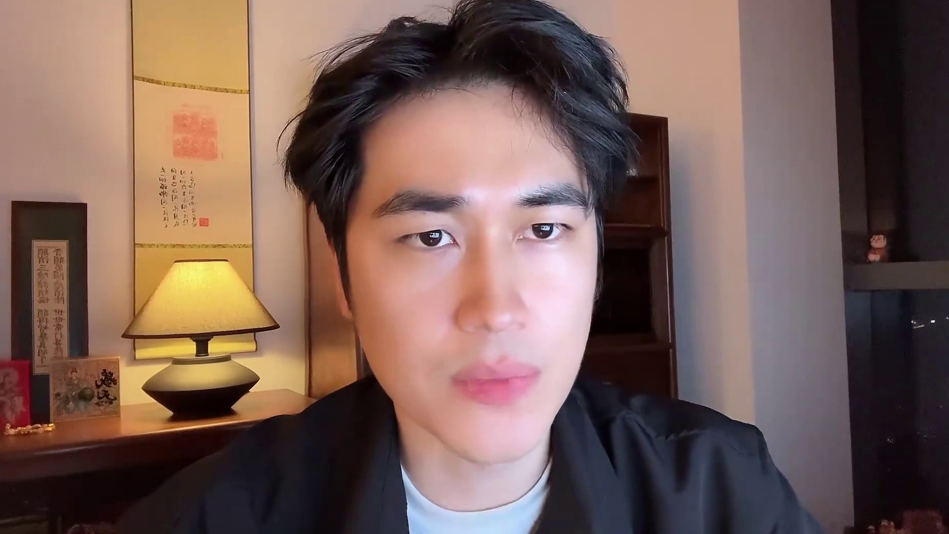 讲故事的康少