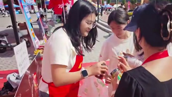 青春向前跃，乌江伴你赢！郑州高校推广燃情落幕！#乌江榨菜 #校园推广 #老贝榨