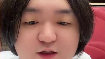 陈伯带猴子参加活动原因