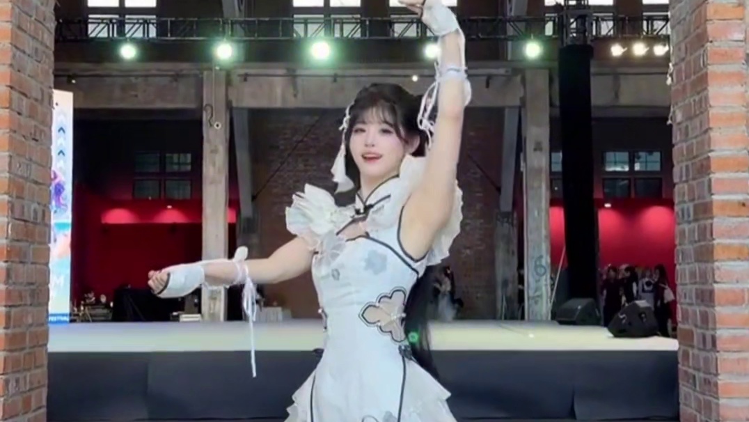 跳的很好，不亚于原舞者