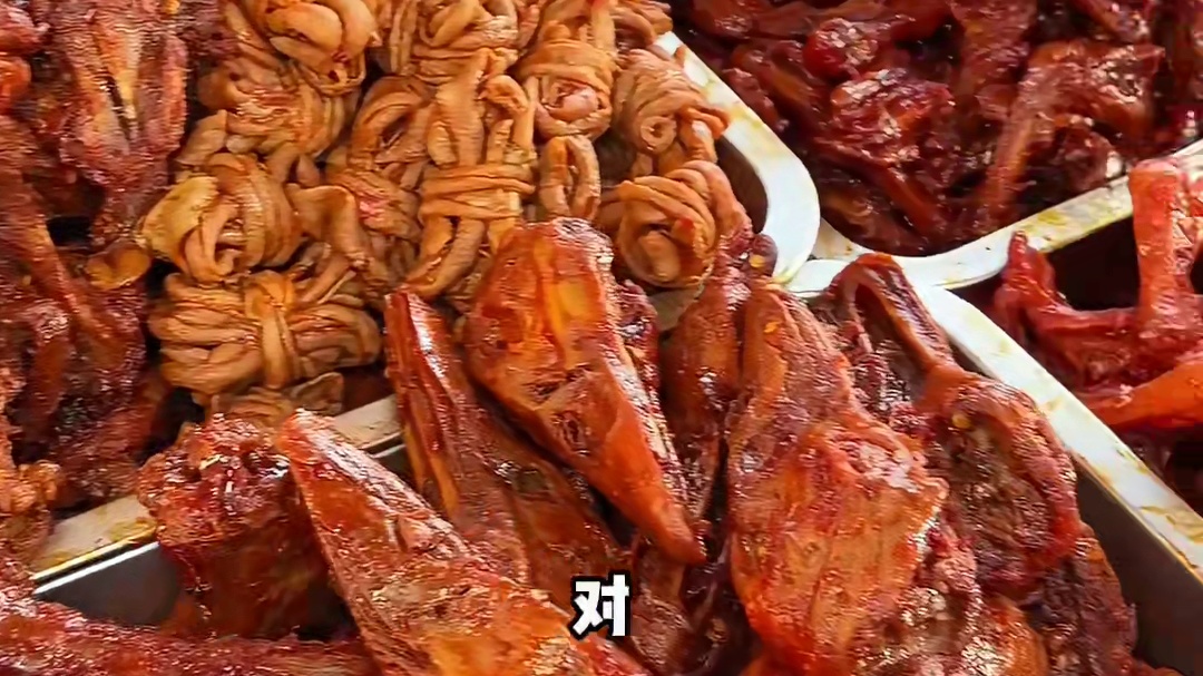 南昌街头巨便宜好吃的辣卤 种类多到数不过来