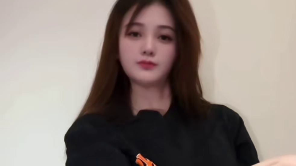小样！让你不看完，彩蛋看不到了吧。