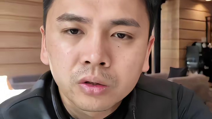 剪完那一刻我沉默了...阿根廷理发翻车记录