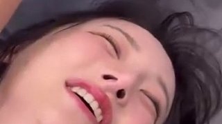 按摩過程痛苦表情顯露