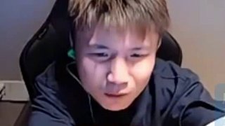 “M神暴力甩狙四殺！都抽幀了！?。　? style=