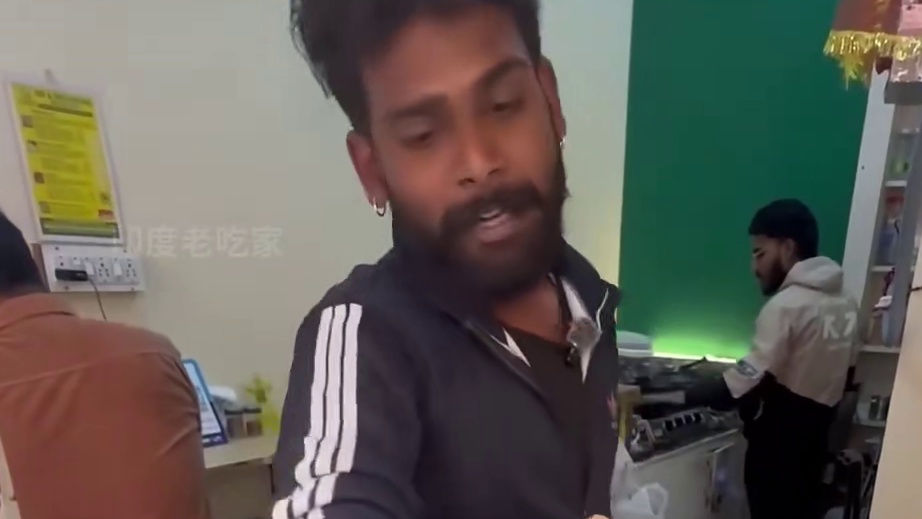 南北绿豆煎饼 阿穆尔黄油手搓饼，尽情的享受吧。