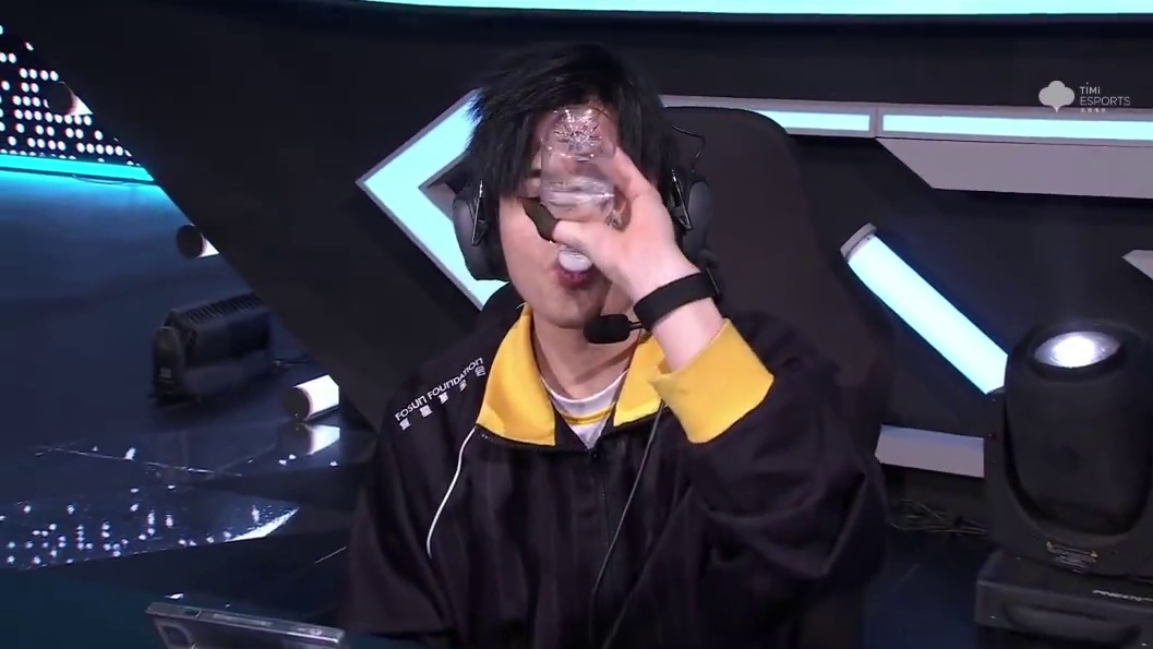 【2026S联赛春季赛第二赛段】第三周第三日第一场个人solo赛
RSG vs 狼队
第十五局：亚特