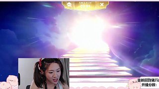熱情回應(yīng)粉絲加好友請求