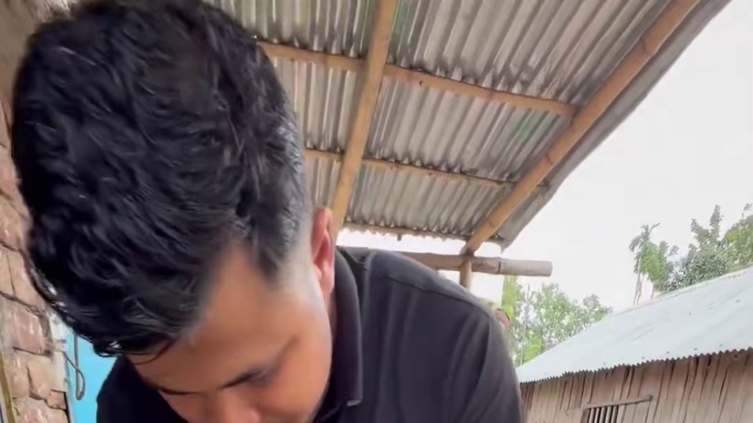 印度街头鲜榨芒果汁，干净又卫生兄弟们！