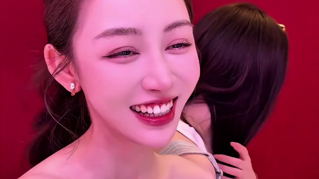 你和春晓喜欢同样的人你会让给她么