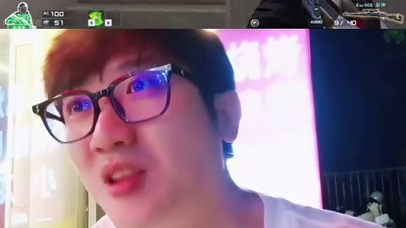 老白讲述当年去巴西的时候 晚上都不敢出门 红旗和胡哥都是背着自己出去 直言EWC在巴黎 官方想让老白
