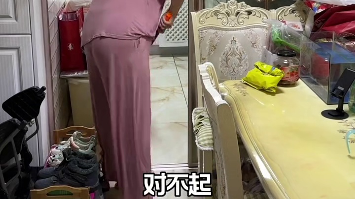 一个十六年没尽过一天义务的父亲凭什么要儿子记着他？