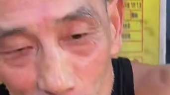 老南昌爷爷摆摊十多年卤味不涨价