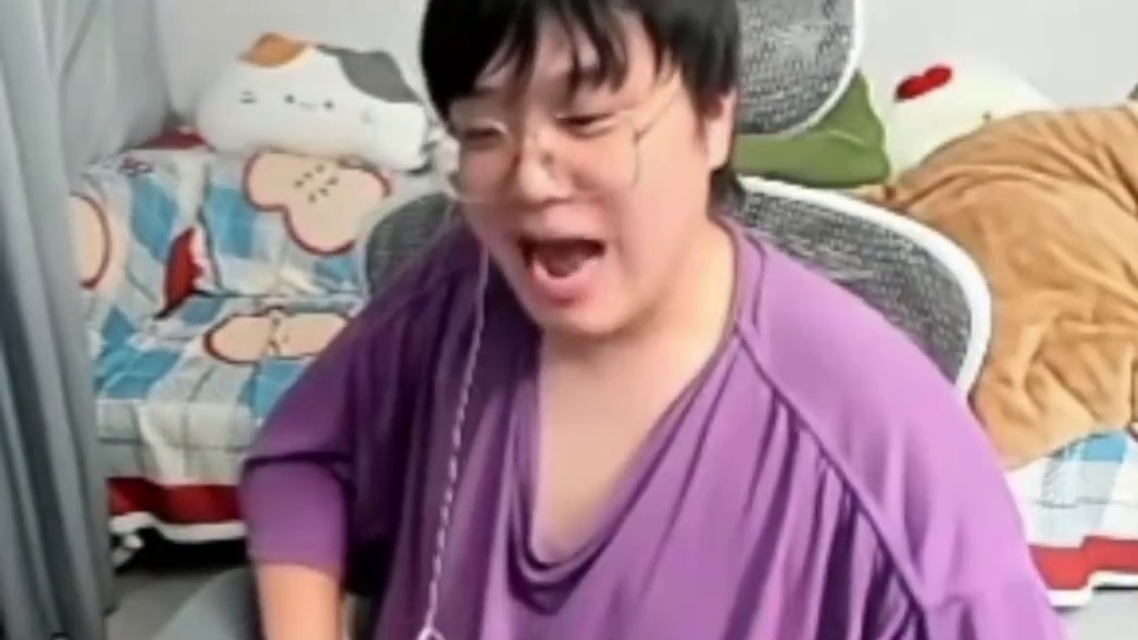 S开头数字结尾，我是指挥来就白给