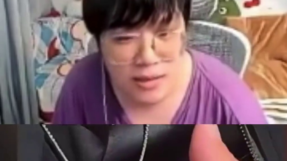 神枪看EDG夺冠后直播 火男训练赛把练