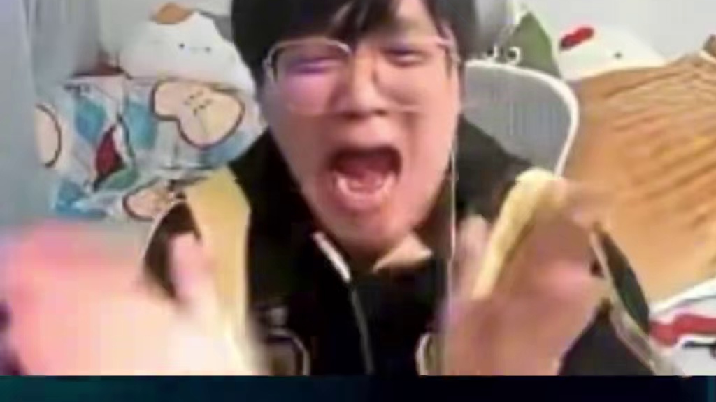神枪看EDG2-0战胜XLG 给他激动坏了