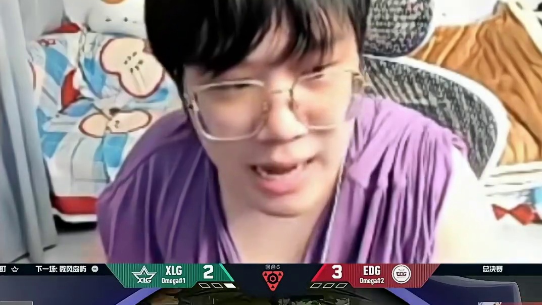 康康的飞镖太快了 神枪直言在表演！