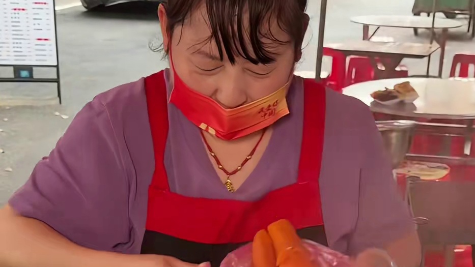 长沙街头10块一份的红薯糯米饭真的好香！