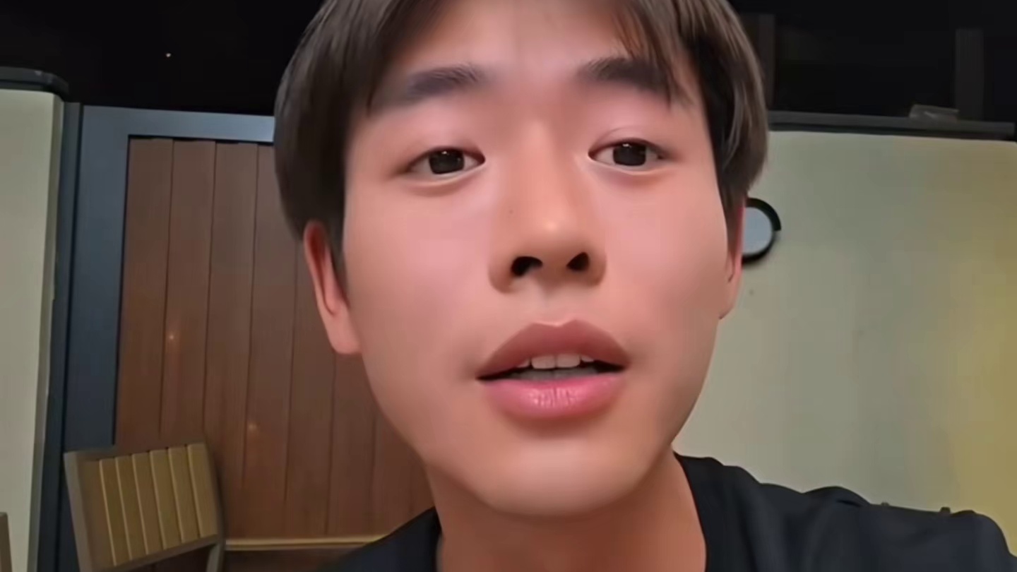 子圣谈童锦程就是读了书的他，愿意一直跟着他