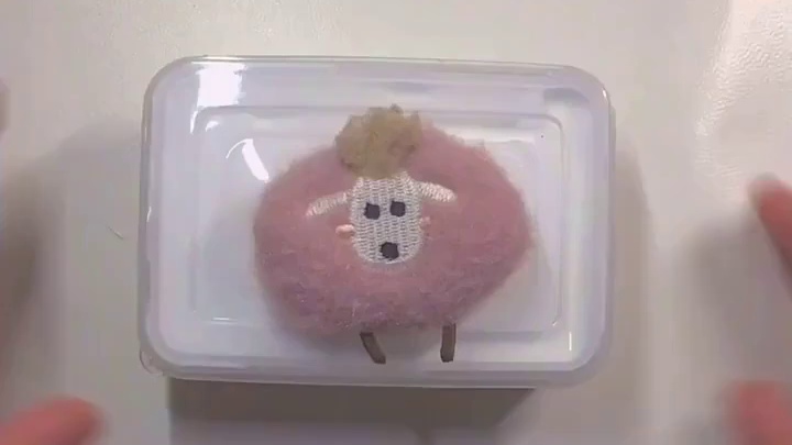 我一直在关注你 用一切你知道或不知道的方式
@小小yu−(O3xk2zwx8khp75u4) 好好闻