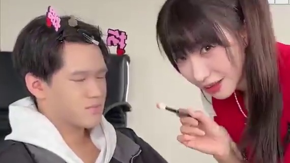 祝贺 夺冠
恭喜 拿下FMVP
不得不再掏出当初这段花絮 ​​​