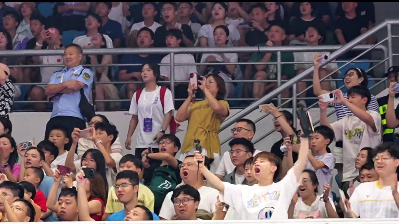 “上场，即闪耀”-2026年林丹杯羽毛球公开赛年度口号
