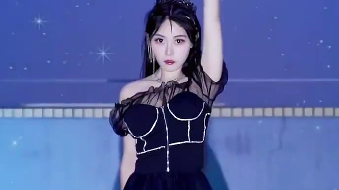 女孩纸可以是各种风格~ 