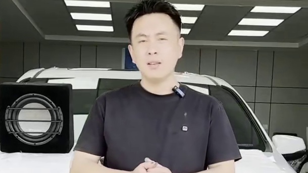 格瑞维亚音响小改：加对亚麻中音，人声立马有感情