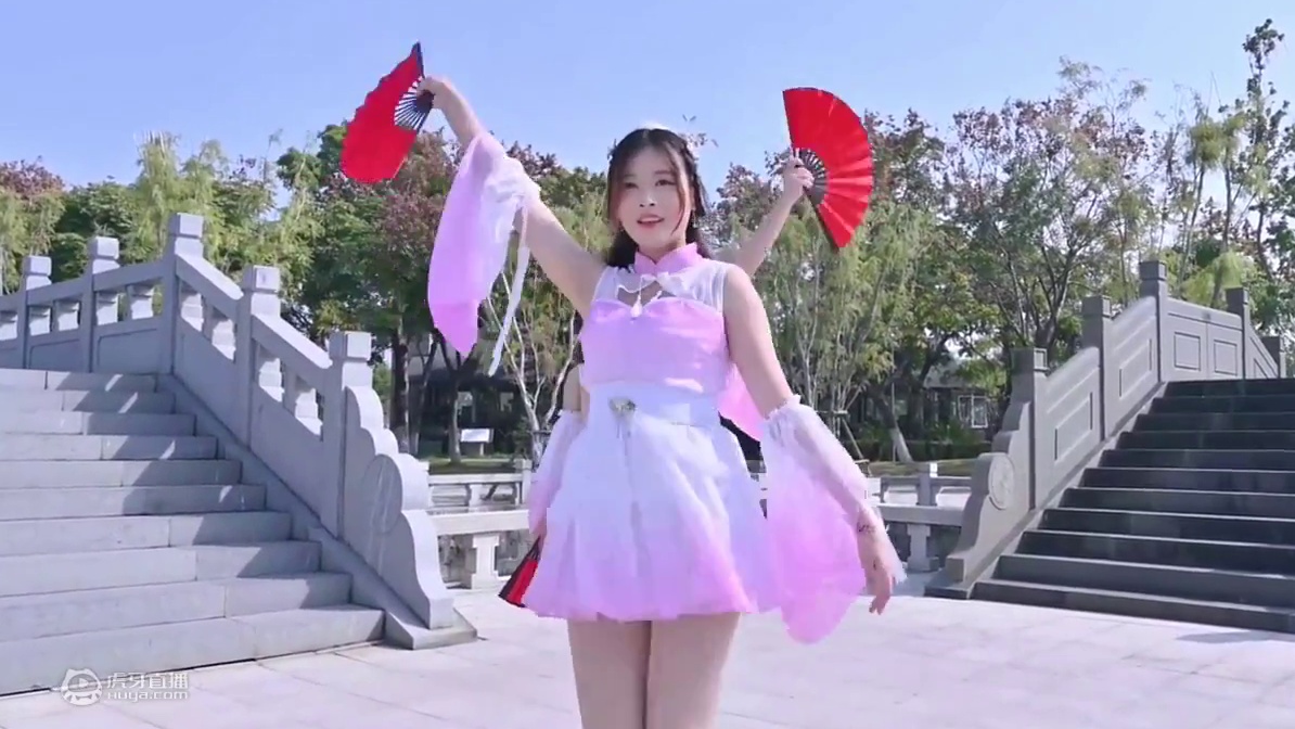 天下考生加油呀！等你们得胜归来#美女 #古风