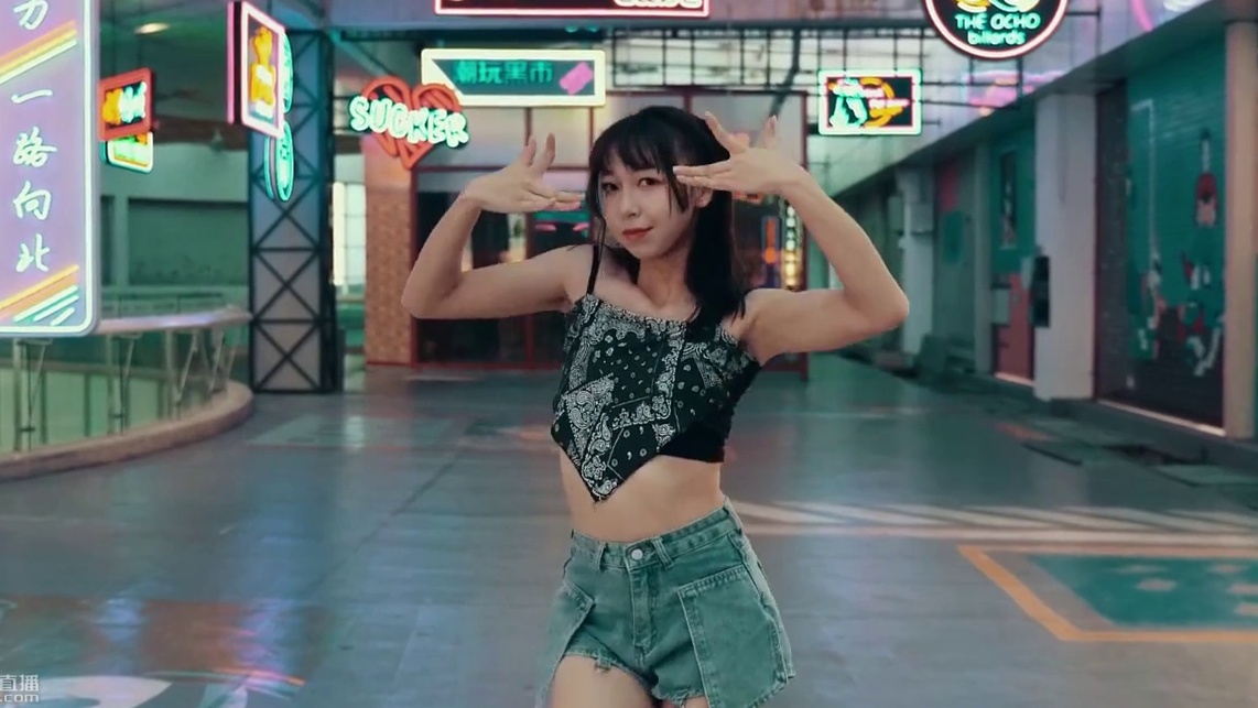 今天是飒帅酷姐#户外舞蹈 #宝藏女孩 #一百个舞蹈愿望