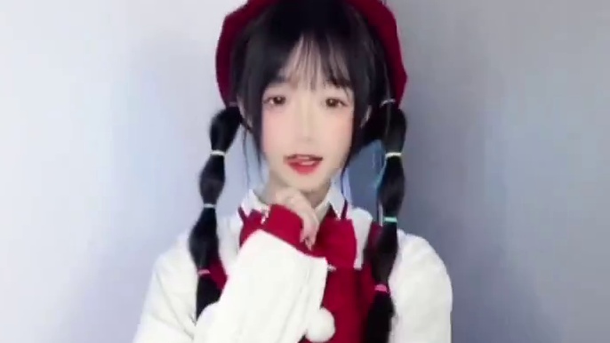 被艾特的人今年一定嘎嘎聪明 嘎嘎好看 嘎嘎开心 嘎嘎有人爱#春节吃席歌 #冬日暴击 #小芷儿