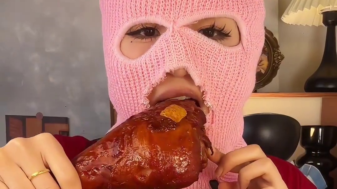 不好意思，有点丑，但是螺蛳粉好吃