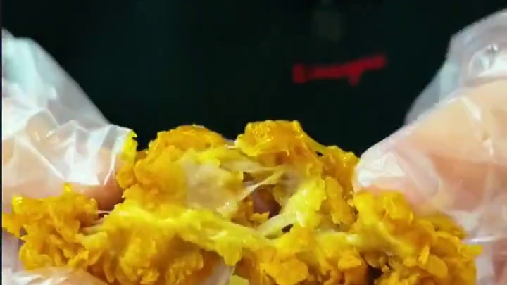20多块q的炸鸡小汉堡到底用的是不是劣质食材？ #你好2022 #吃喝玩乐达人榜 #集结吧光合创作者