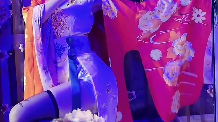 喜欢这样的阿离嘛
 #次元星企划 #公孙离惊鸿舞cos #冬日暴击