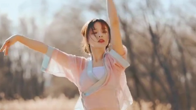 润物细无声。
 #舞蹈季 #最美中国风