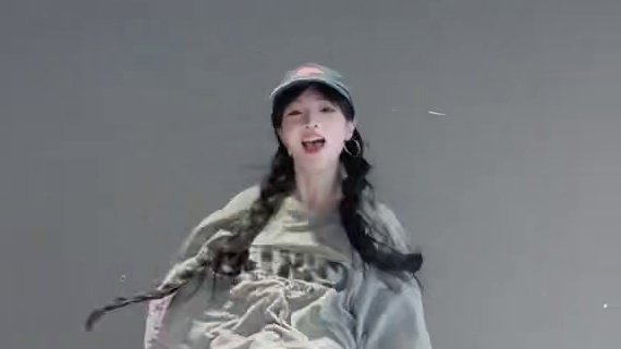张艺兴进行曲还是太权威了都来建设！！