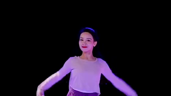 翻跳一曲大家都在跳的《海市蜃楼》，好喜欢这种飒美的感觉 #舞蹈卡点 #舞蹈 #零基础学舞蹈