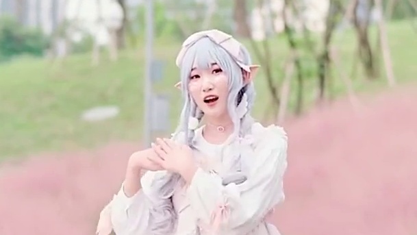 
超人气宅舞UP主：摇光_yzy
喜欢的小伙伴就点击我的主页下载AcFun
关注“摇光_yzy”小姐