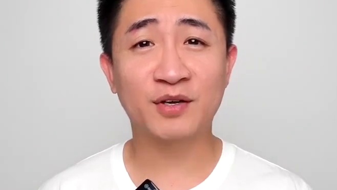 4G运存的#iphone  为什么比8G运存的#安卓手机  流畅？