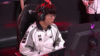 驚嘆綠眼鏡cos梅爾粉絲顏值