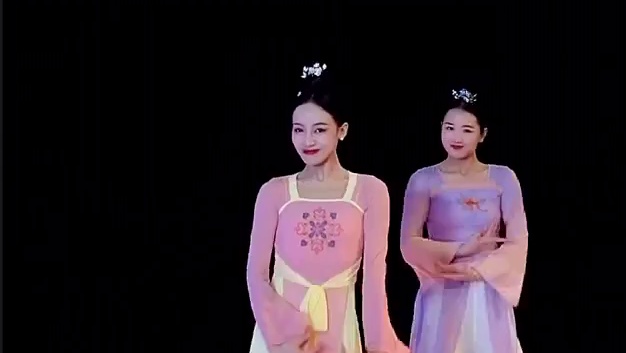 姐妹版《苏幕遮》古典舞，大家喜欢吗？ #古典舞 #舞蹈 #零基础学舞蹈