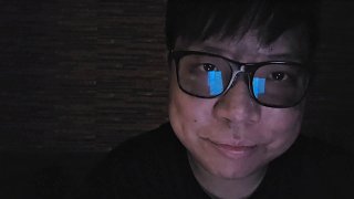 自信詢問感情問題遭觀眾嘲笑