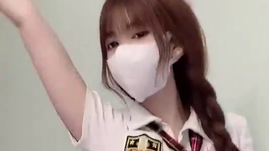 女生打出“mt”是蜜桃，那男生打出“mt”是什么？ #全网最火兔子舞 #颜值 #气质美女