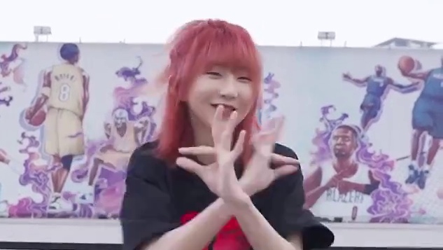 被艾特的人 发际线往前移一厘米
五月我们都要好运常在呀～
 #五月你好  #舞蹈  #Max街舞小霸
