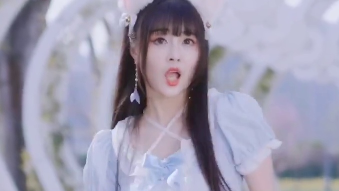 做你的专属猫咪 #春日暴击 #次元星企划 #颜值