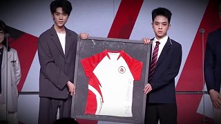 我們很高興地向大家宣布，JLY王者榮耀電子競(jìng)技俱樂(lè)部 選手李陳雋愷（ID：陳穿），在本次選秀大會(huì)被成