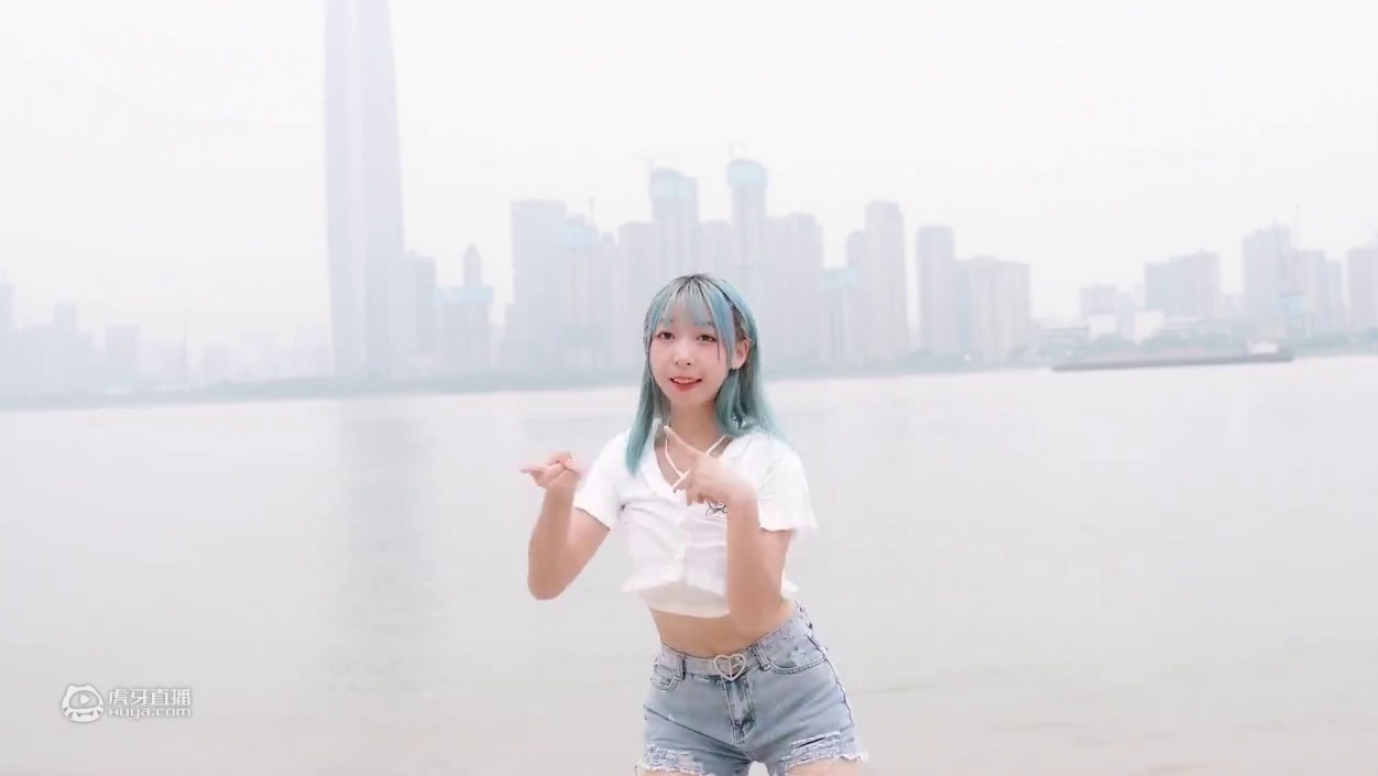 #户外舞蹈 #宝藏女孩 #舞蹈 105度的食物桑拿‍♀️