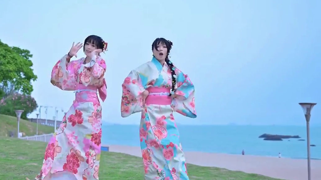 【卿斗x楚鸢】东京夏日相会 ♥ 海边夏日相会似乎也不错 是叭ヾ(✿ﾟ▽ﾟ)ノ #去海边 #和服少女 
